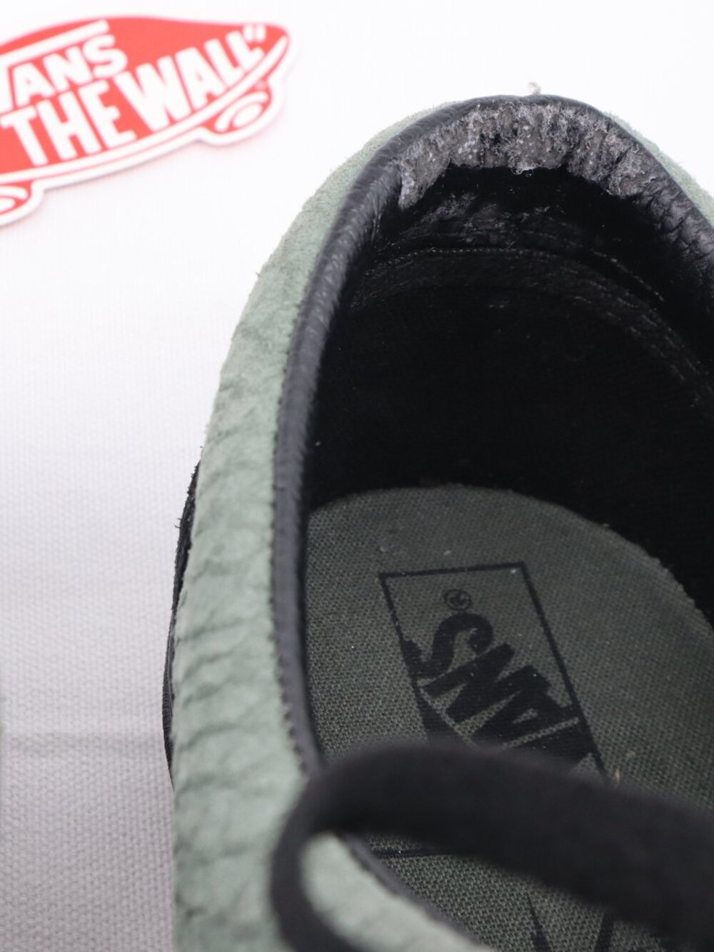 VANS x Harry Potter Collab Slytherin House Sneakers - Picture 11 of 15